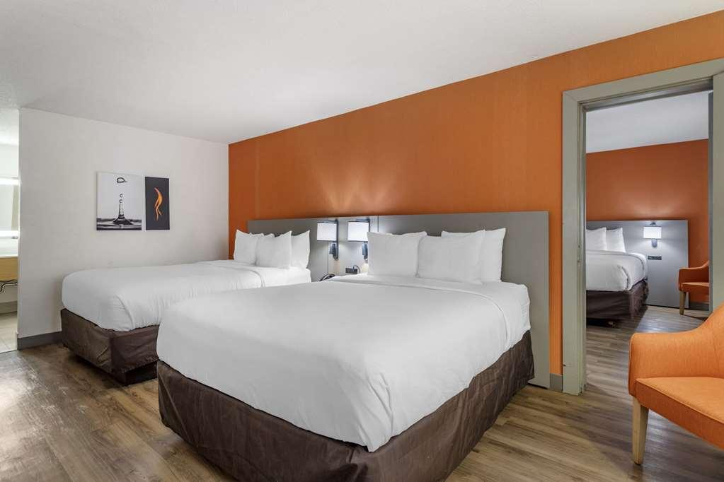 Comfort & Downtown - Stadium Nashville
