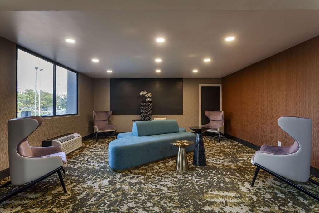 Hotel Comfort & Downtown - Stadium
